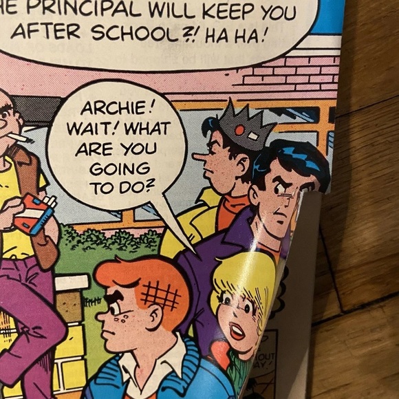 ❌SOLD!❌ 6 Vintage Comics ARCHIE at RIVERDALE HIGH 1980’s - Picture 9 of 13